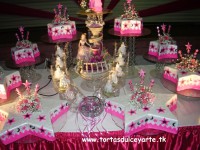 /album/pasteles-de-xv-anos-/torta-15-anos-etrella-loca-4-jpg/